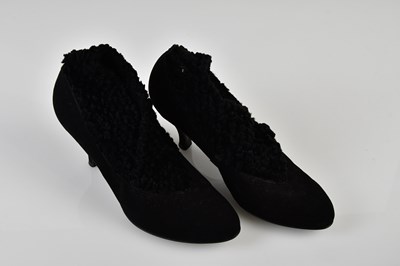 Lot 1077 - SKYLINE BY CLARKS; a pair of vintage black...