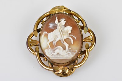 Lot 623 - A large Victorian yellow metal framed cameo...