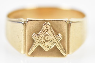 Lot 220 - MASONIC INTEREST; a 9ct yellow gold ring set...