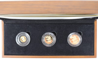 Lot 952 - THE ROYAL MINT; a '2010 UK Gold Proof...