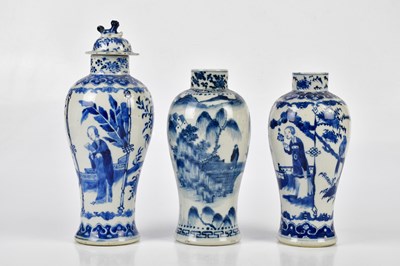 Lot 1162 - A late 19th century Chinese blue and white...