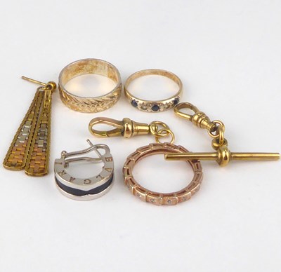 Lot 1128 - Various items of gold and silver jewellery, to...