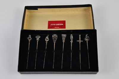 Lot 2758 - J A LANTON, PERTH; a cased set of eight silver...