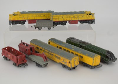 Lot 454 - Small collection of diecast model trains to...