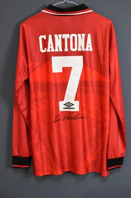 Lot 5226 - ERIC CANTONA; a 1994/96 Manchester United...