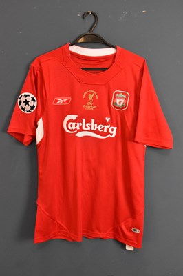 Lot 5272 - STEVEN GERRARD; a signed Liverpool shirt,...