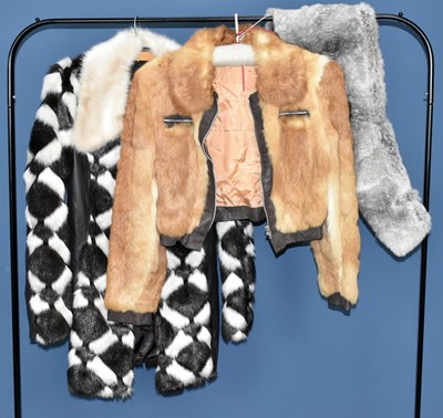 Lot 856 - A short cream and brown checked fur and soft...