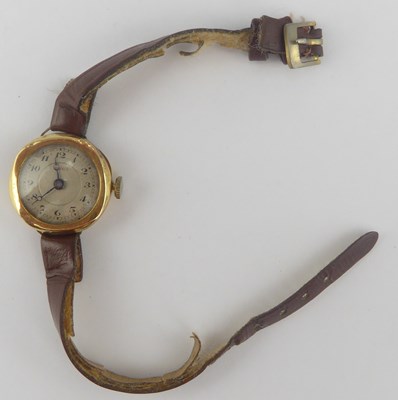 Lot 1176 - VICI; a ladies' 18ct gold cased wristwatch,...