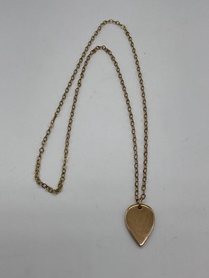 Lot 433 - A 9ct yellow gold chain, length 60cm,...