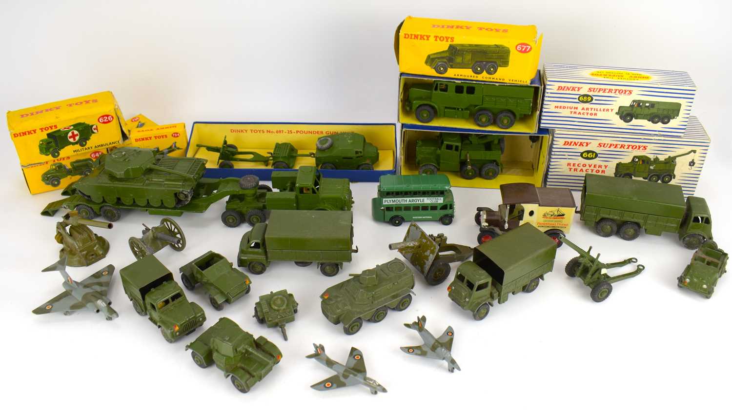 Lot 416 Various diecast military vehicles, mostly