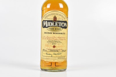 Lot 4004 - WHISKEY; a bottle of Midleton very rare Irish...