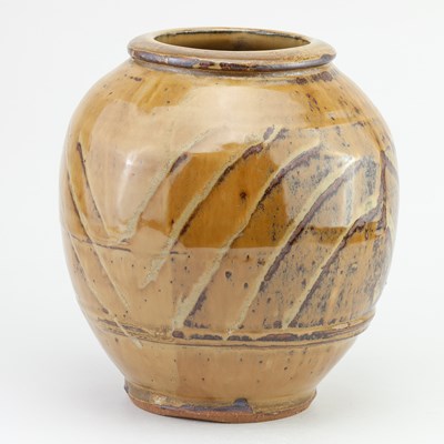 Lot 285 - MIKE DODD (born 1943); a globular stoneware...