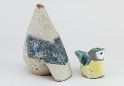 Lot 357 - ROSEMARY WREN (1922-2013) for Oxshott Pottery;...