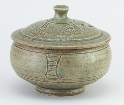 Lot 202 - JIM MALONE (born 1946); a stoneware pot and...