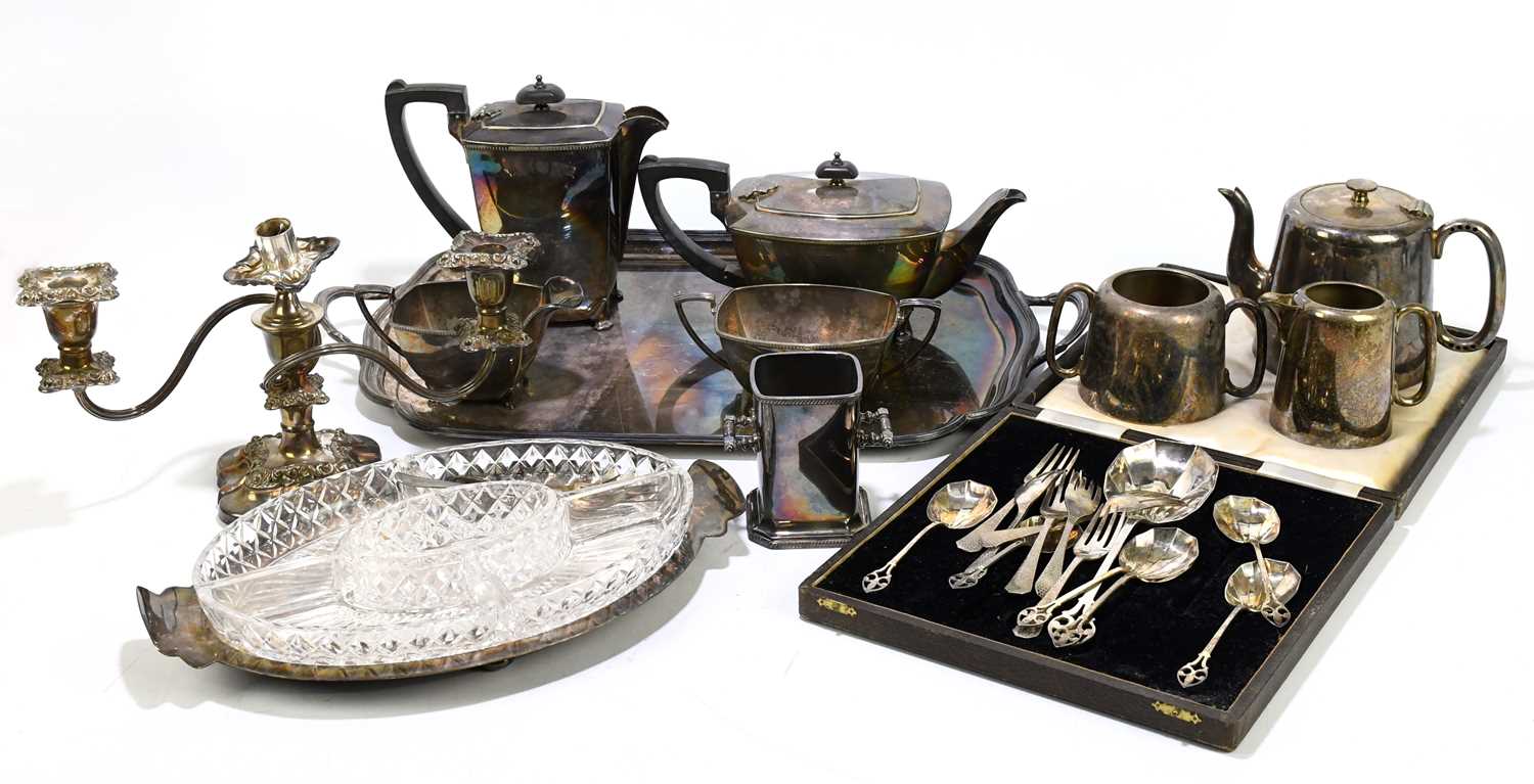 Lot 254 - A mixed group of electroplated items to...