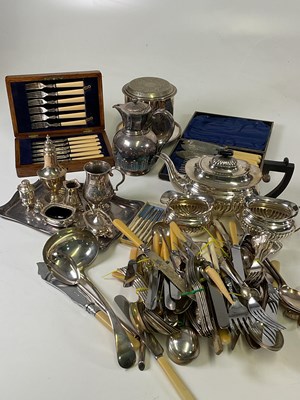 Lot 473 - A quantity of silver plated items including a...