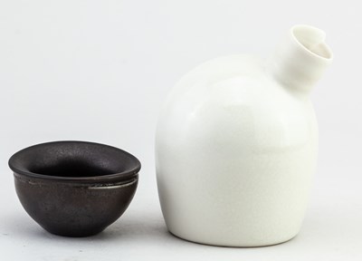 Lot 206 - JO DAVIES (born 1980); 'Speak Vase', a...