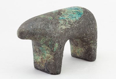 Lot 248 - LORNA GRAVES (1947-2006); a raku sculpture of...