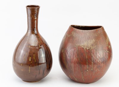 Lot 88 - CHRIS CARTER (born 1945); a bulbous stoneware...