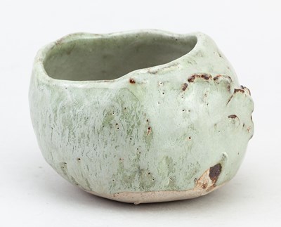 Lot 25 - AKIKO HIRAI (born 1970); a stoneware chawan...