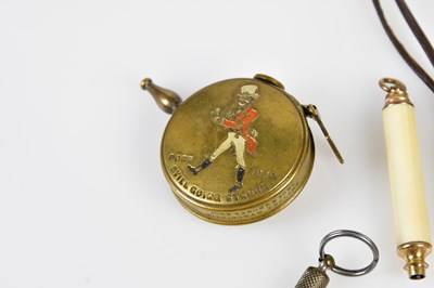 Lot 5028 - A small assortment of collectors' items...