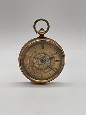 Lot 483 - A gold pocket watch with engraved detail to...