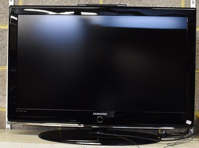 Lot 467 - A Samsung 37'' flatscreen television.