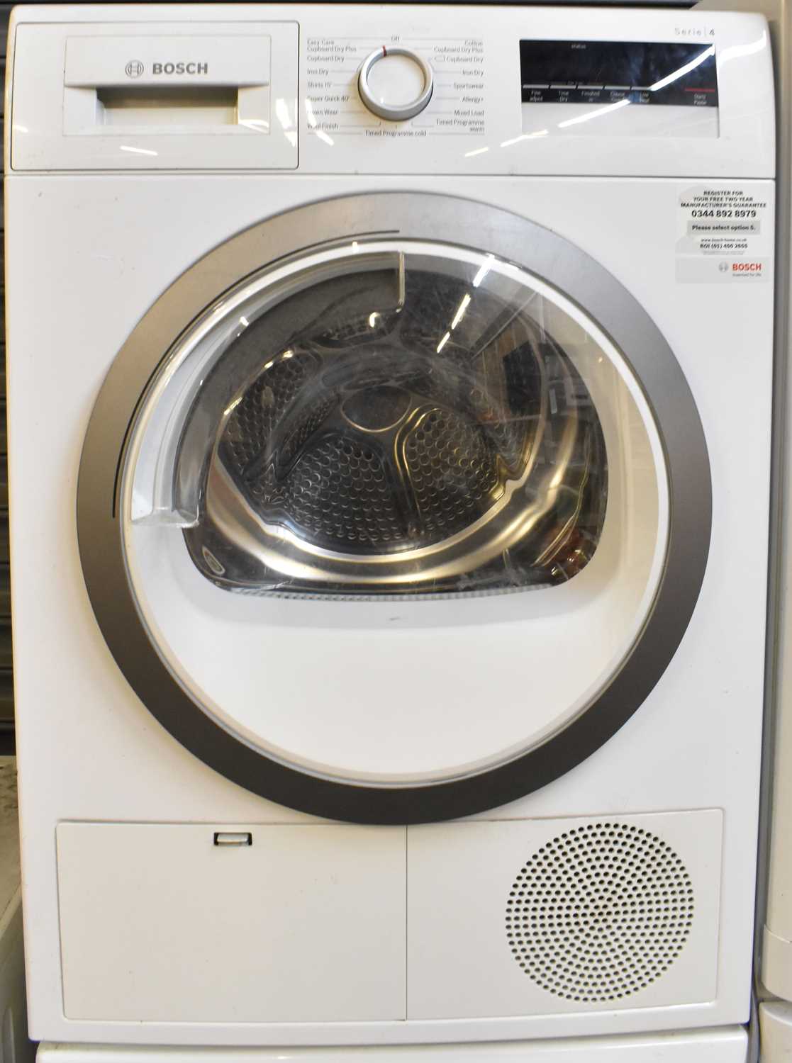 Lot 472 - A Bosch Serie 4 dryer.