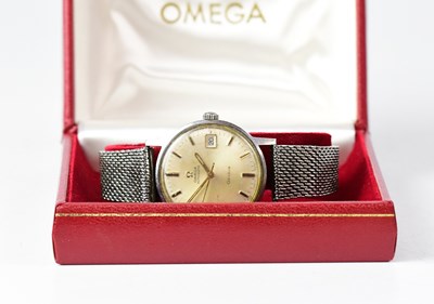 Lot 1178 - OMEGA; a circa 1970 boxed gentlemen's Genève...