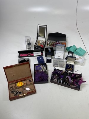 Lot 444 - A quantity of costume jewellery and watches to...