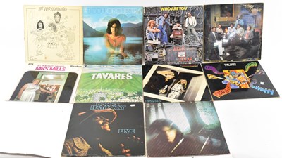 Lot 429 - A quantity of records including a double...