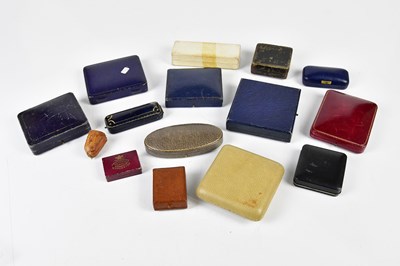 Lot 763J - A collection of vintage jewellery boxes.