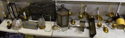 Lot 125 - A quantity of light fixtures and fittings...