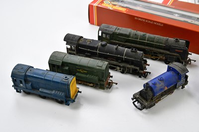 Lot 4365 - HORNBY; a boxed train pack, R.401 Intercity,...