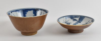 Lot 622 - A late 19th century Chinese porcelain bowl and...