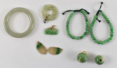 Lot 928 - A group of Chinese hardstone jewellery,...