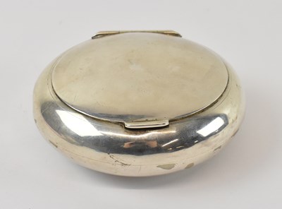 Lot 786 - A & J ZIMMERMAN LTD; a George V hallmarked...