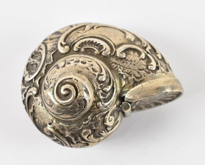 Lot 818 - A white metal snuff box modelled as a snail's...