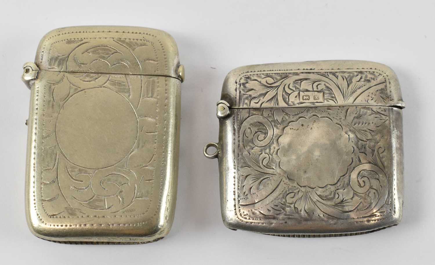 Lot 813 - FRANK HENRY MANNOX; a George V hallmarked...