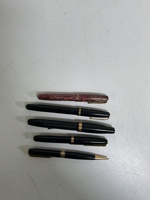 Lot 7 - Four Waterman fountain pens including a 512V...