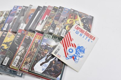 Lot 32 - MARVEL; a collection of Captain America...