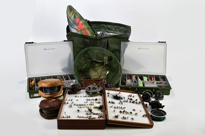 Lot 2386 - A collection of vintage fishing tackle...