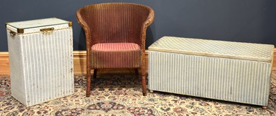 Lot 140 - A small collection of Lloyd Loom including a...