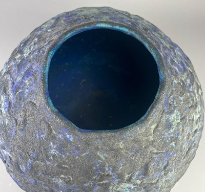 Lot 173 - DAVID ALLNATT; a large globular stoneware...