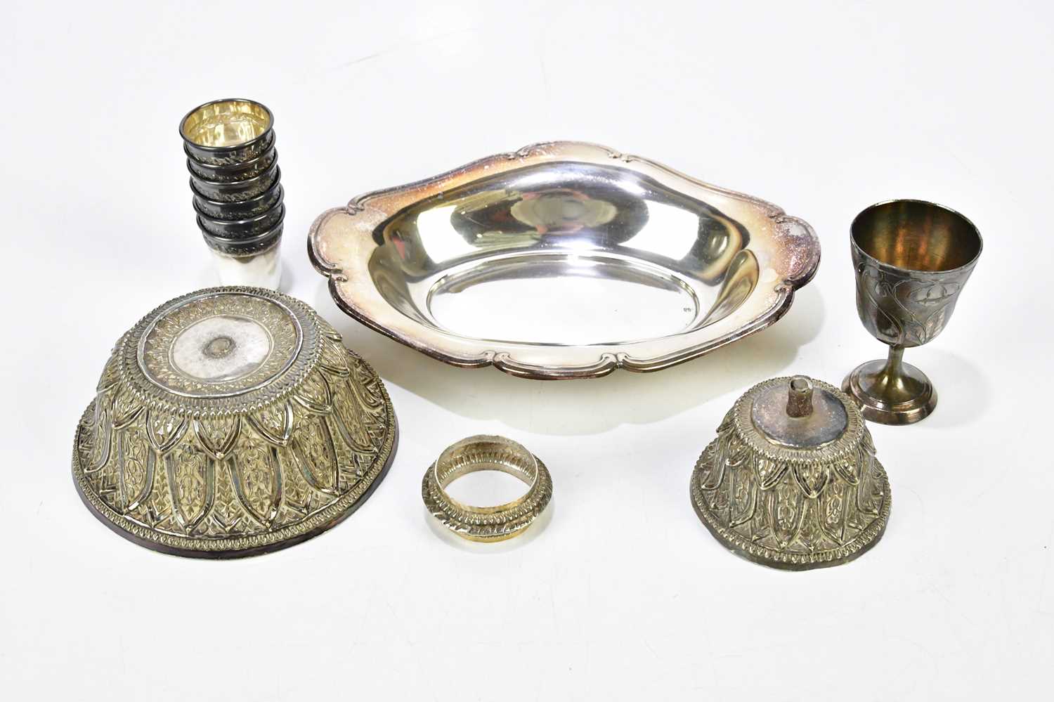 Lot 1008 - A collection of white metal items including