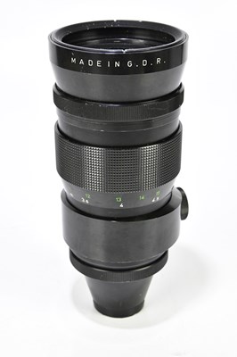 Lot 1419 - PENTACON; a Pentcon 300mm f4 lens, serial...