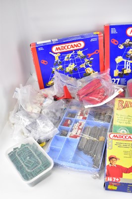 Lot 219 - A quantity of Bayko construction parts and...