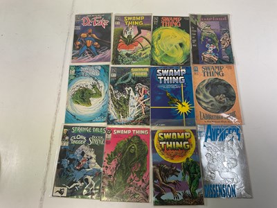 Lot 184 - A mixed collection of books and comics...