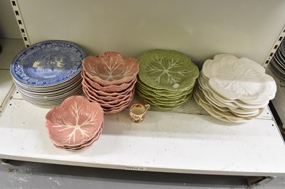 Lot 537 - A quantity of sundry ceramics, including nine...