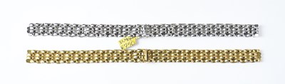 Lot 852 - A pair of 9ct gold flat link chain necklaces,...